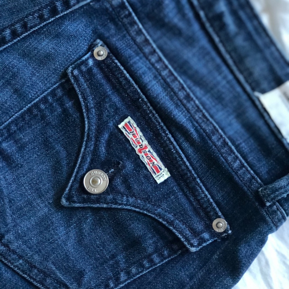 Hudson cuffed short
